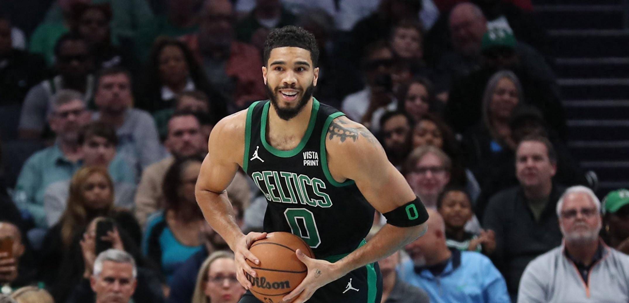 客战海港破门，林加德攻入个人亚冠首球（林加德客场攻破海港，收获亚冠处子球）