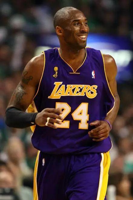 记者：埃德松经纪人不再谈续约，球员身价可能降至3000-4000万（记者称埃德松续约谈判搁置，球员估值或降至3000-4000万）