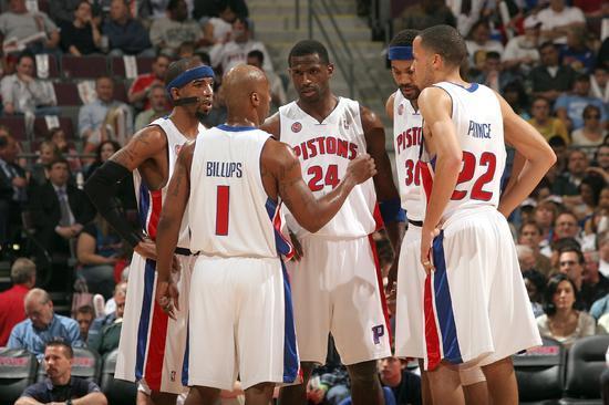 Cuzz：我曾和Bdd互喷过一次，他觉得我演他&不够积极（Cuzz自述：曾与Bdd激烈互喷，他指责我在演他、打得不够积极）