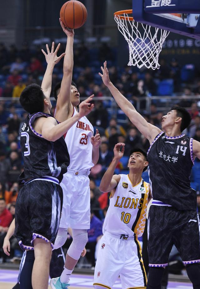 克鲁伊维特四子：我的心属于荷兰，若有天被荷兰征召就太棒了（克鲁伊维特四子：心系荷兰，若获荷兰队征召将无比荣幸）